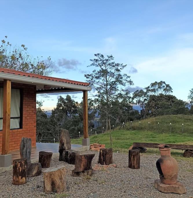 Hermosa Casa Campestre Moderna "Rancho La Marina" Чикинкира Экстерьер фото