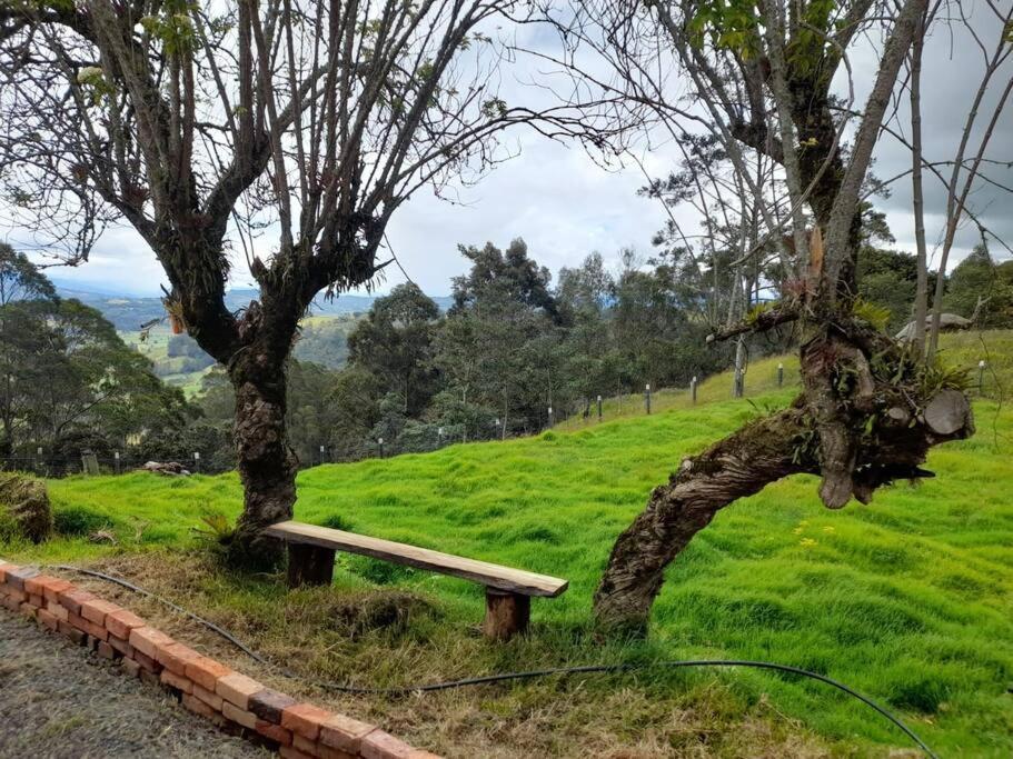 Hermosa Casa Campestre Moderna "Rancho La Marina" Чикинкира Экстерьер фото
